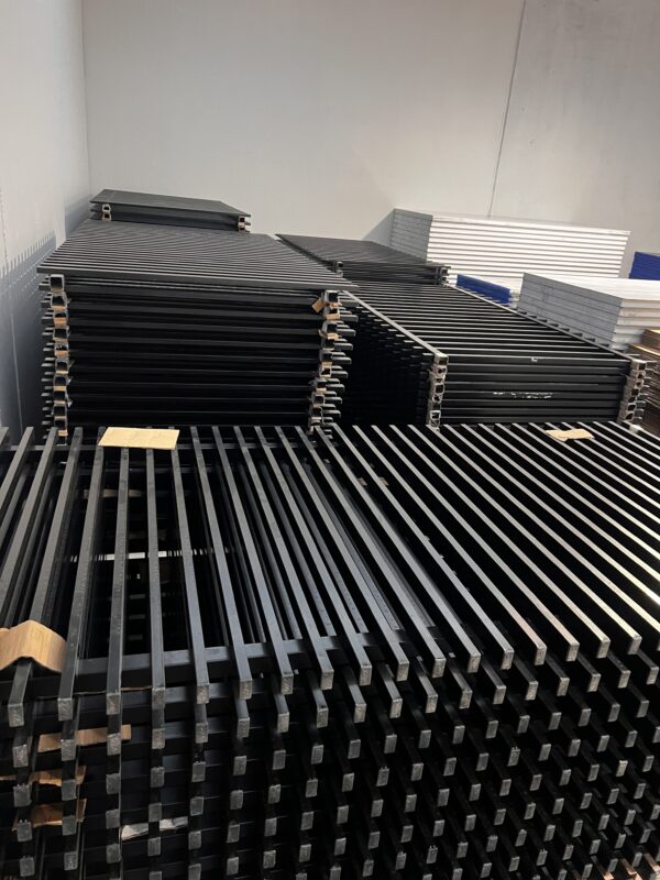 Steel Fencing Panel 40x20 -  Powdercoat in Colorbond® - Image 2